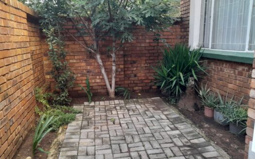 CHARMING TWO-BEDROOM TOWNHOUSE FOR SALE IN THE HEART OF HEIDELBERG