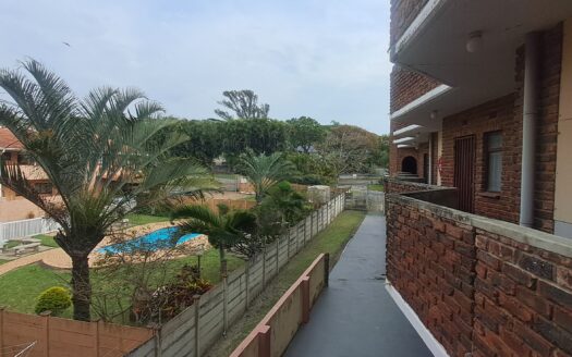 2 Bedroom, 2 Bathroom Holiday Investment in Uvongo/ KZN