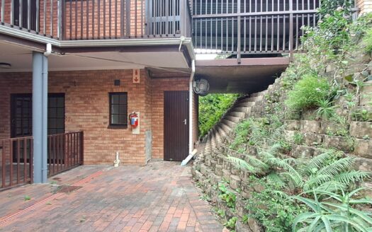 3 Bedroom, 2 Bathroom unit in Faerie Glen