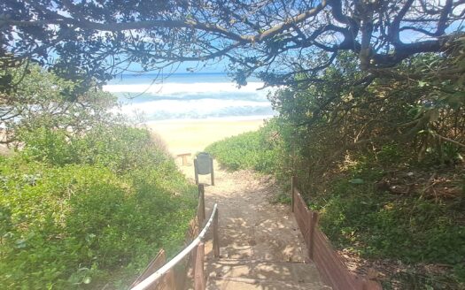 2 Bedroom Duplex in Ramsgate /KZN with Direct Beach Access