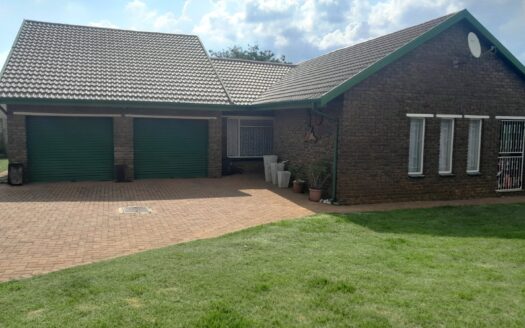 Low-Maintenance Face Brick Three-Bedroom Home with Borehole and Solar Power on a large 1,190m² stand in Upper Rensburg