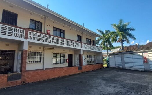2 Bedroom, 2 Bathroom unit for sale in Ramsgate/Kwazulu Natal