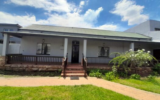 Versatile Three-Bedroom home plus one bedroom flatlet for sale in Heidelberg Ext 5
