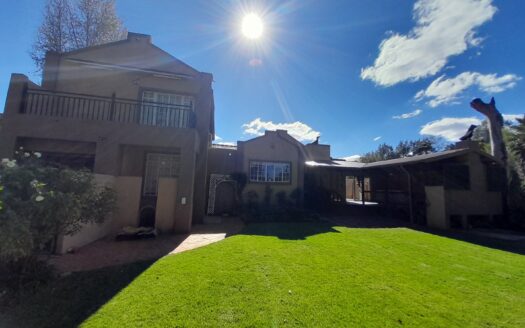 Exceptional Five-bedroom double-storey family residence on a large 1,239m² stand within a sought-after secure complex