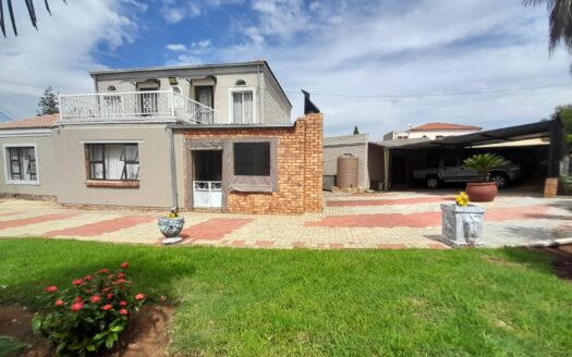 Stylish Four-Bedroom Double-Storey Family Home with Entertainment Area in Jordaan Park